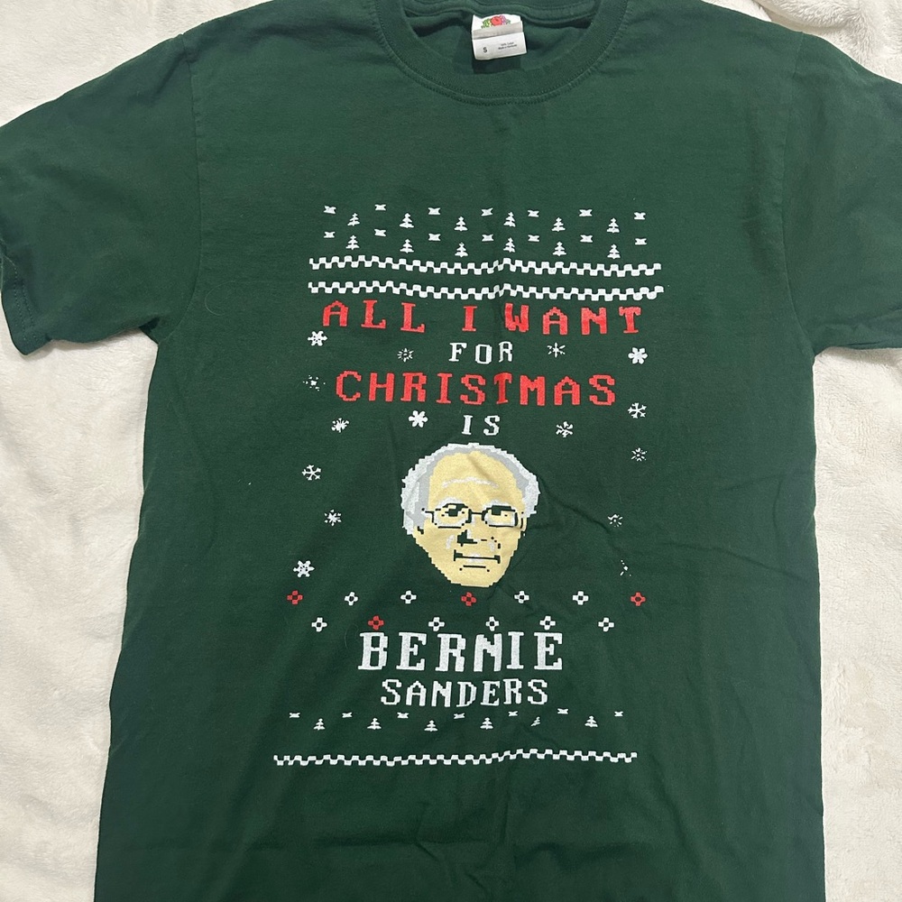 Green Bernie Sanders Christmas T-Shirt